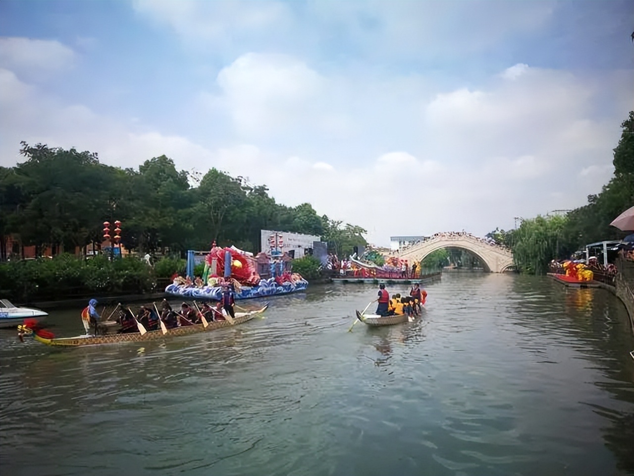 上海古镇十大必去景点旅游攻略,上海附近古镇旅游景点大全排名