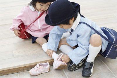 童鞋雌激素超标,央视曝光毒童鞋可能诱发早熟