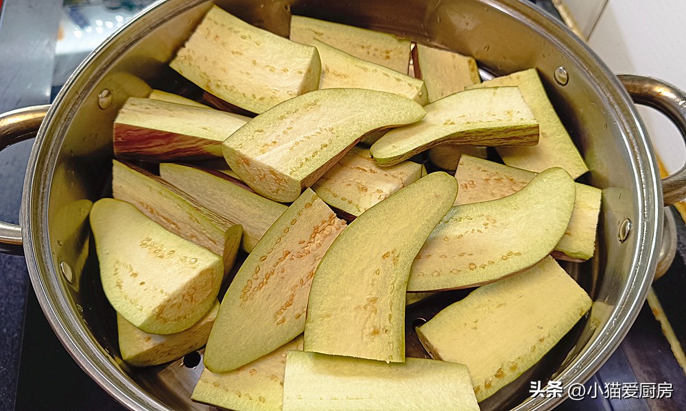 腌茄子怎么做简单又好吃,不辣的腌茄子怎么做