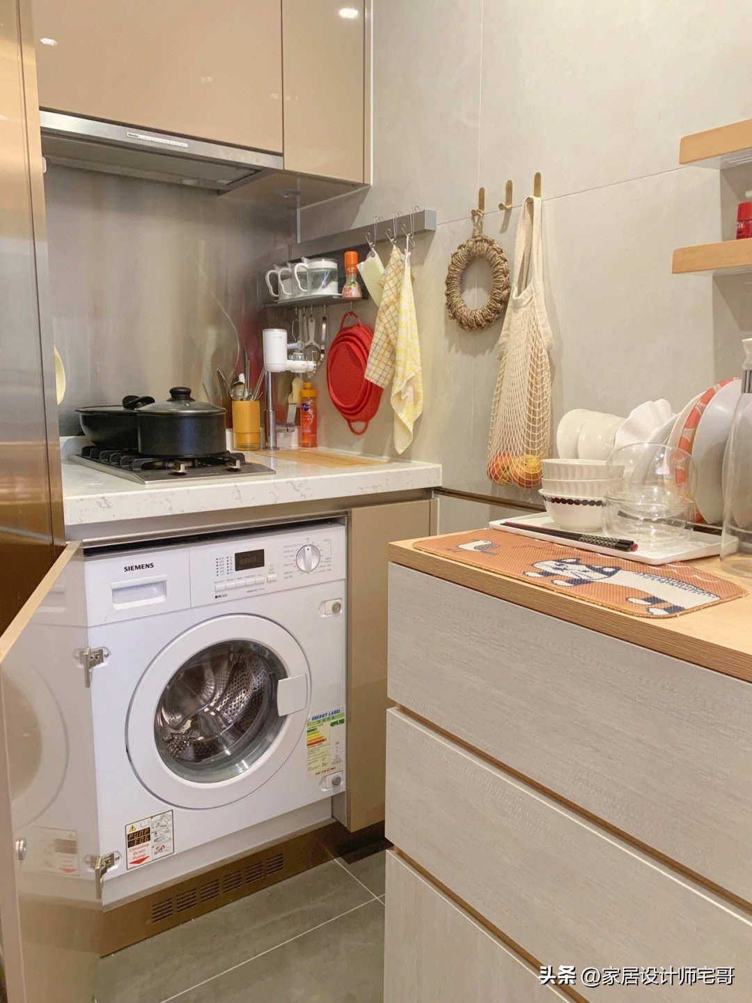 香港买纳米楼,香港90后夫妻买下35平米小家