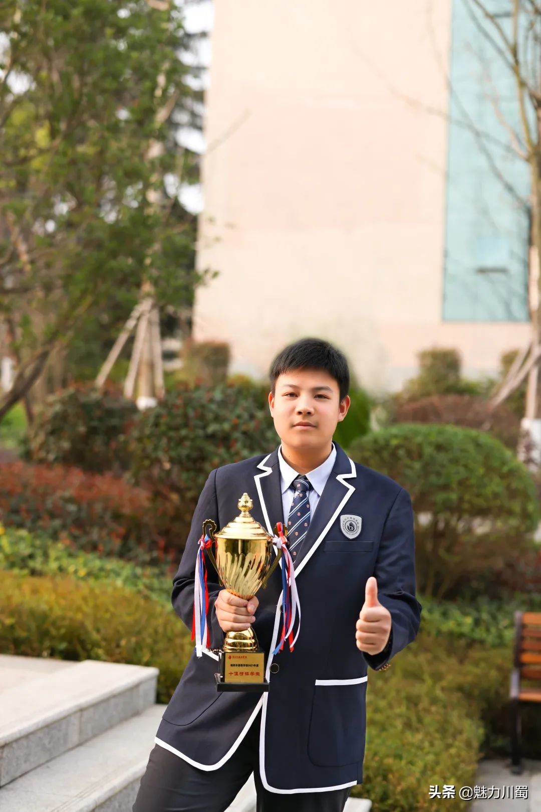 不好意思让大家久等了日语,不好意思让各位久等了日语