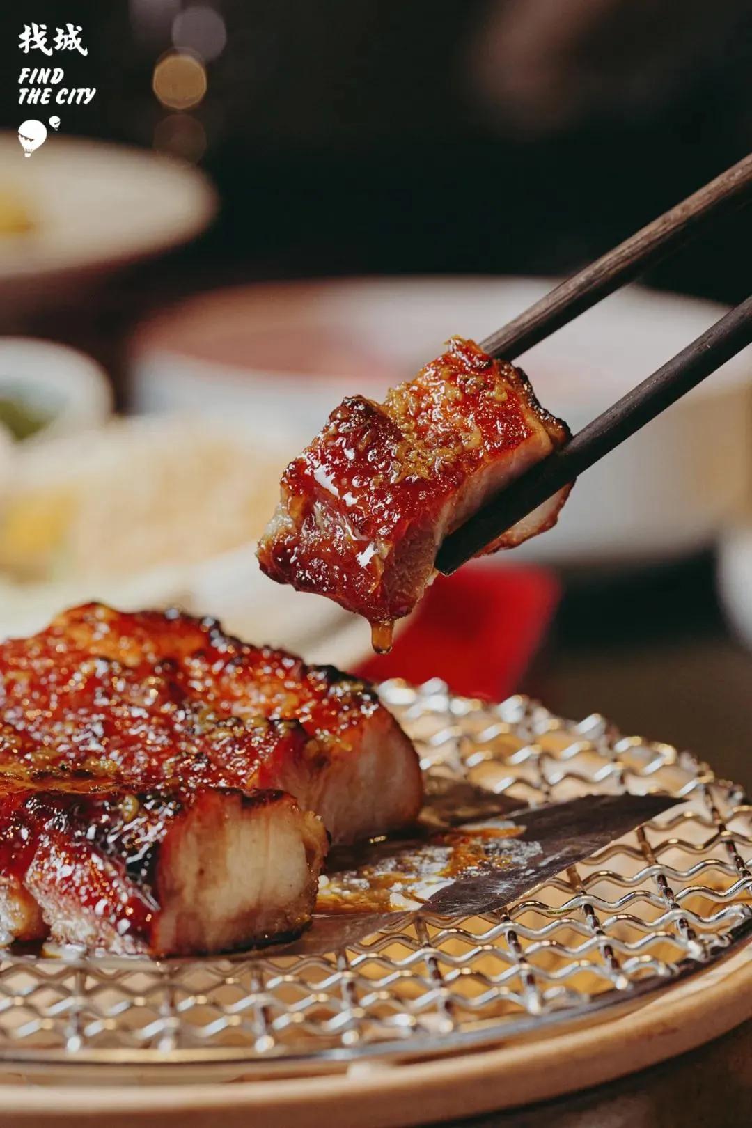 看完这些美食，我还是决定先守住绿码