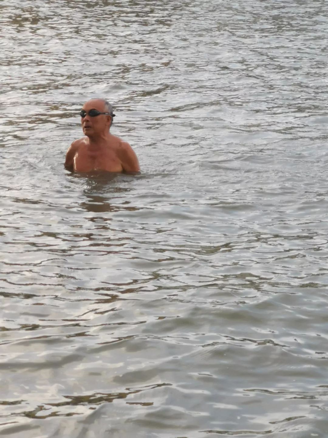 北海市港鹏公园印象二手房,广西北海印象物业公司