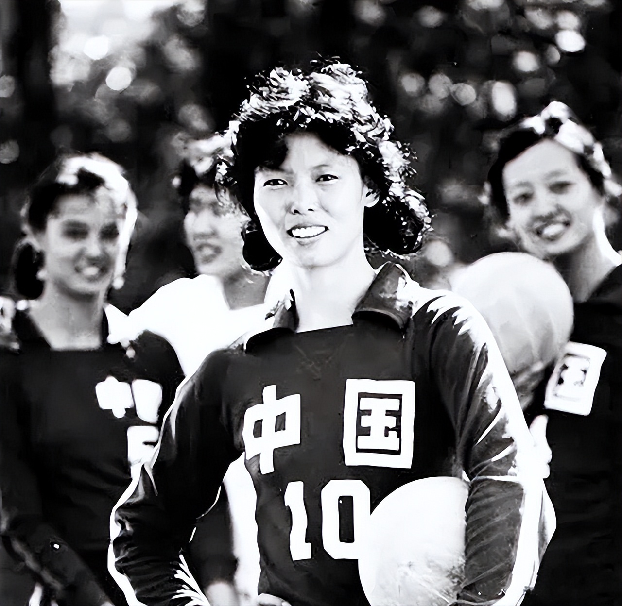 女排五连冠功臣陈招娣,王治郅与陈招娣