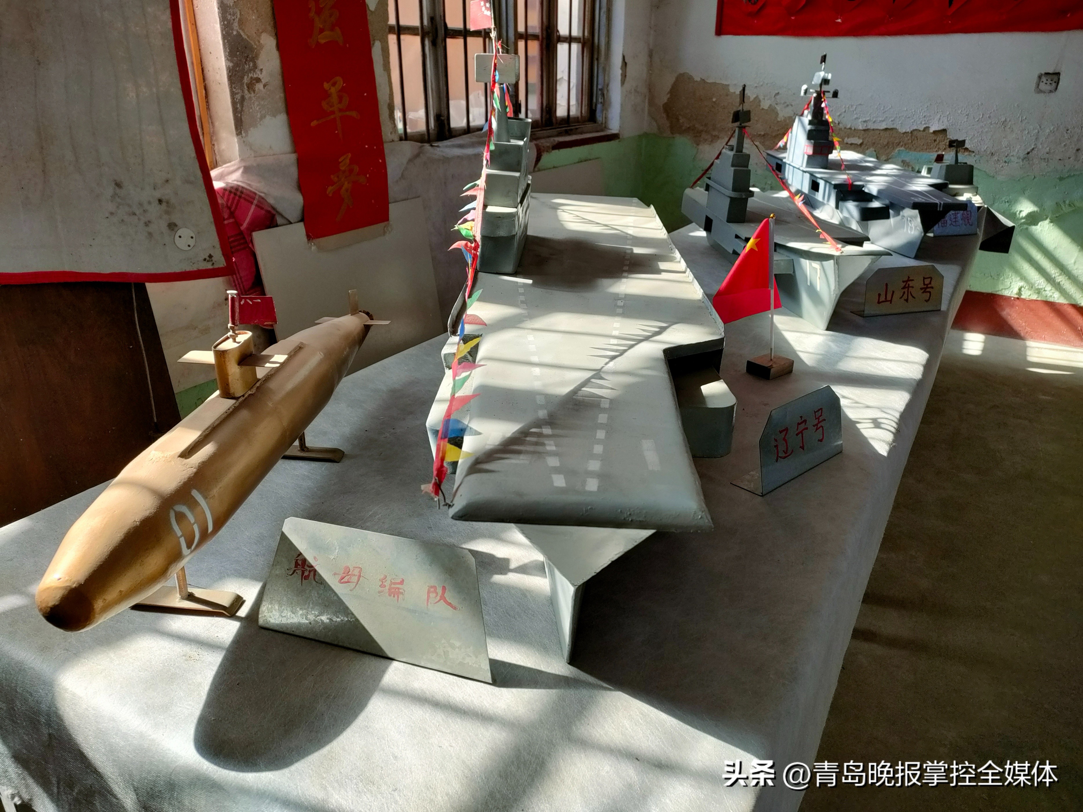 硬核“铁匠爷爷”5年造出百件军模