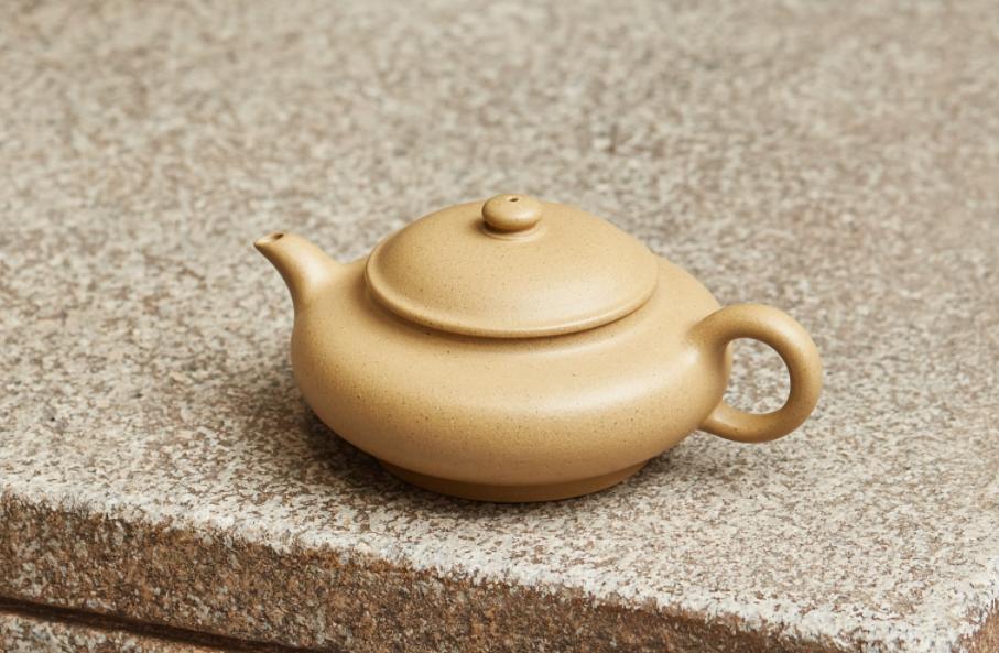 顶级本山绿泥怎样鉴别,现在的本山绿泥是真的吗