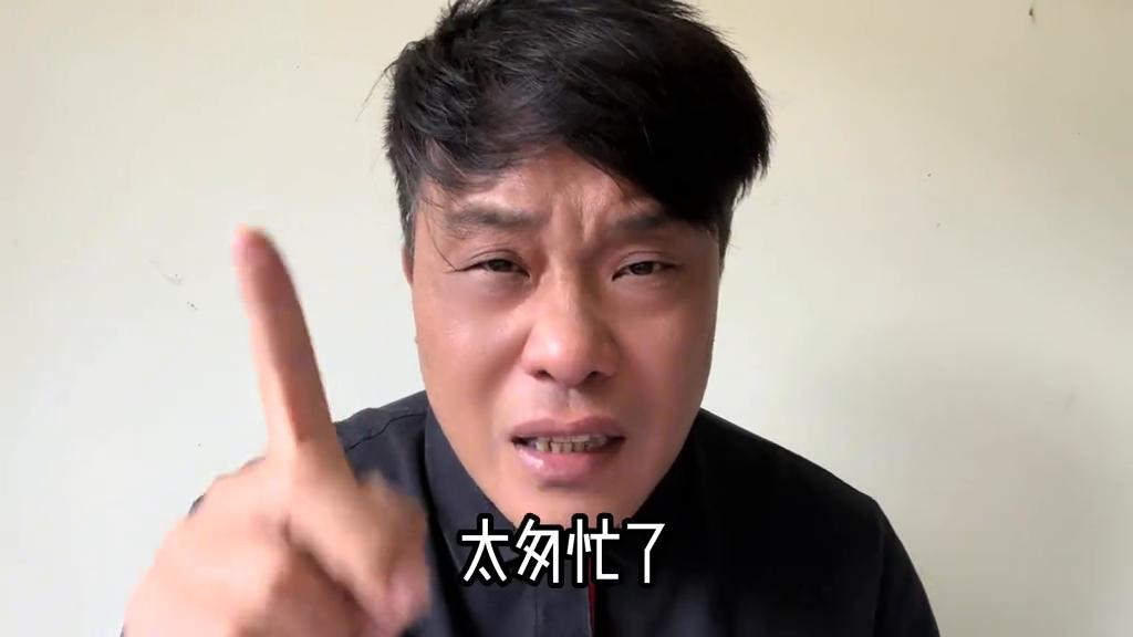 摄影海报被骂,怒怼婚礼摄影