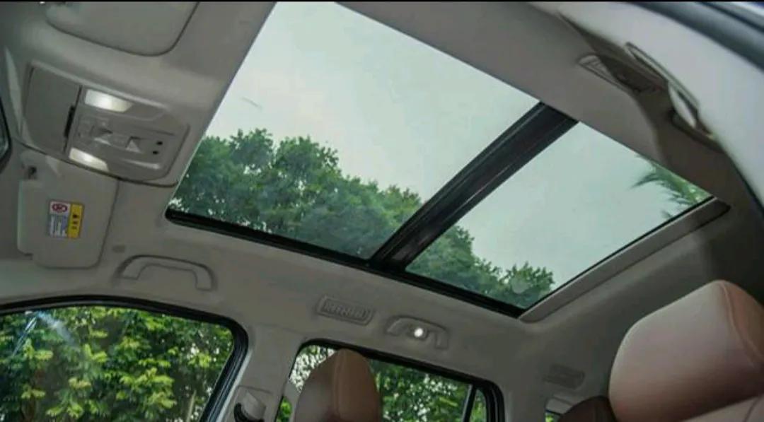 如果车友们喜欢MPV建议看看这款车省油还舒适海马7X