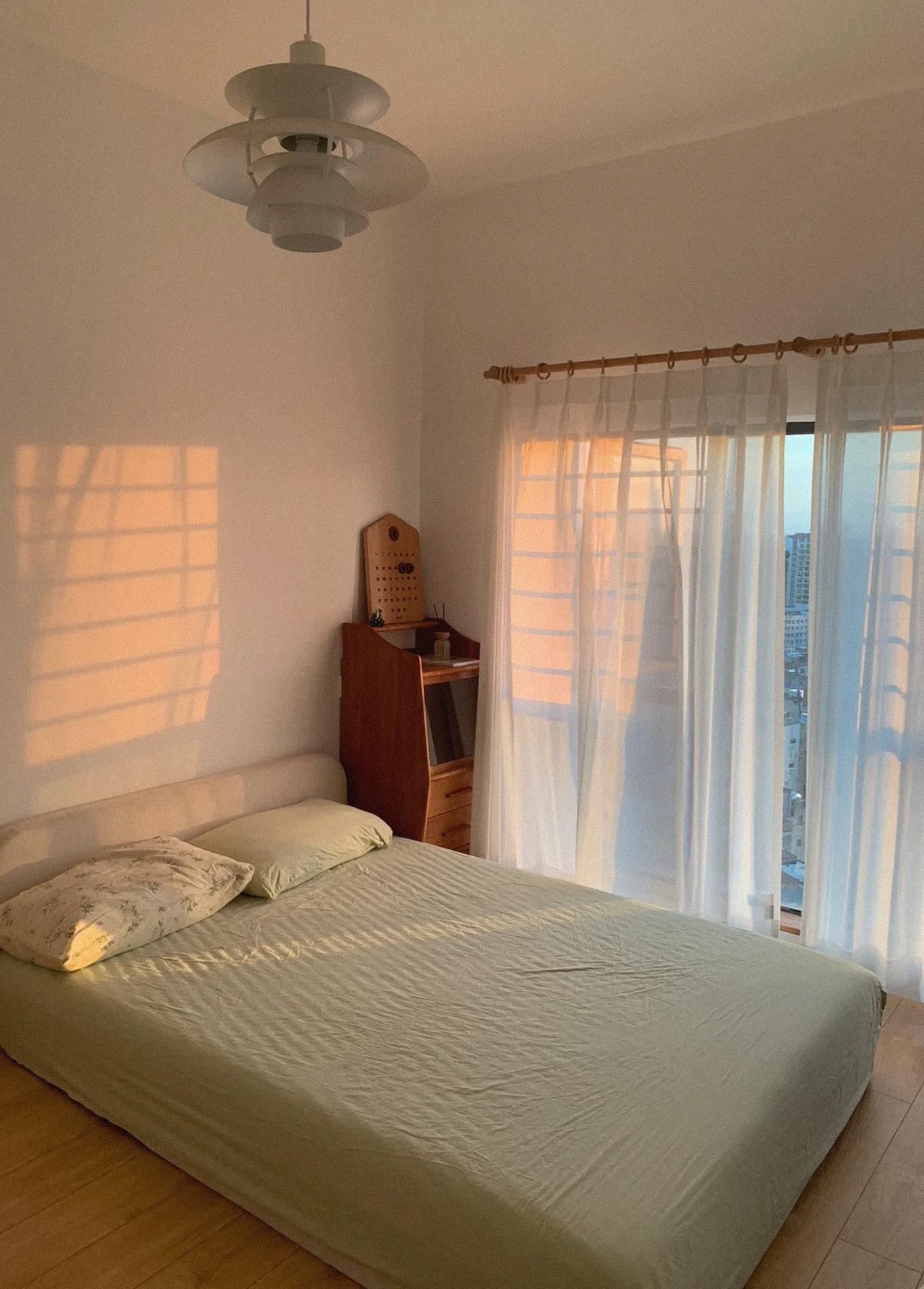 极简风主卧衣柜创意设计,设计师如何设计全屋衣柜