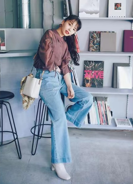 一条牛仔裤解决今夏所有搭配,这才是冬季牛仔裤的穿搭技巧