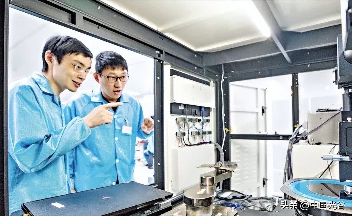 武汉新城新地标光谷之珠建成,建设中的武汉光谷新城