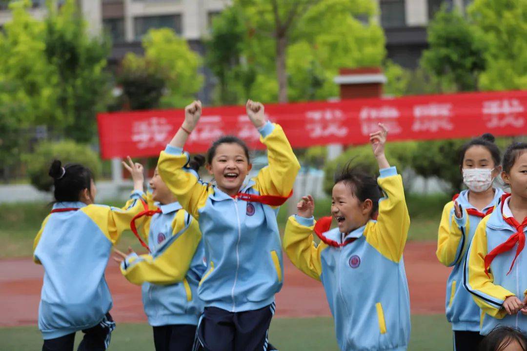小学春季足球联赛开赛,濮阳市开德小学运动会
