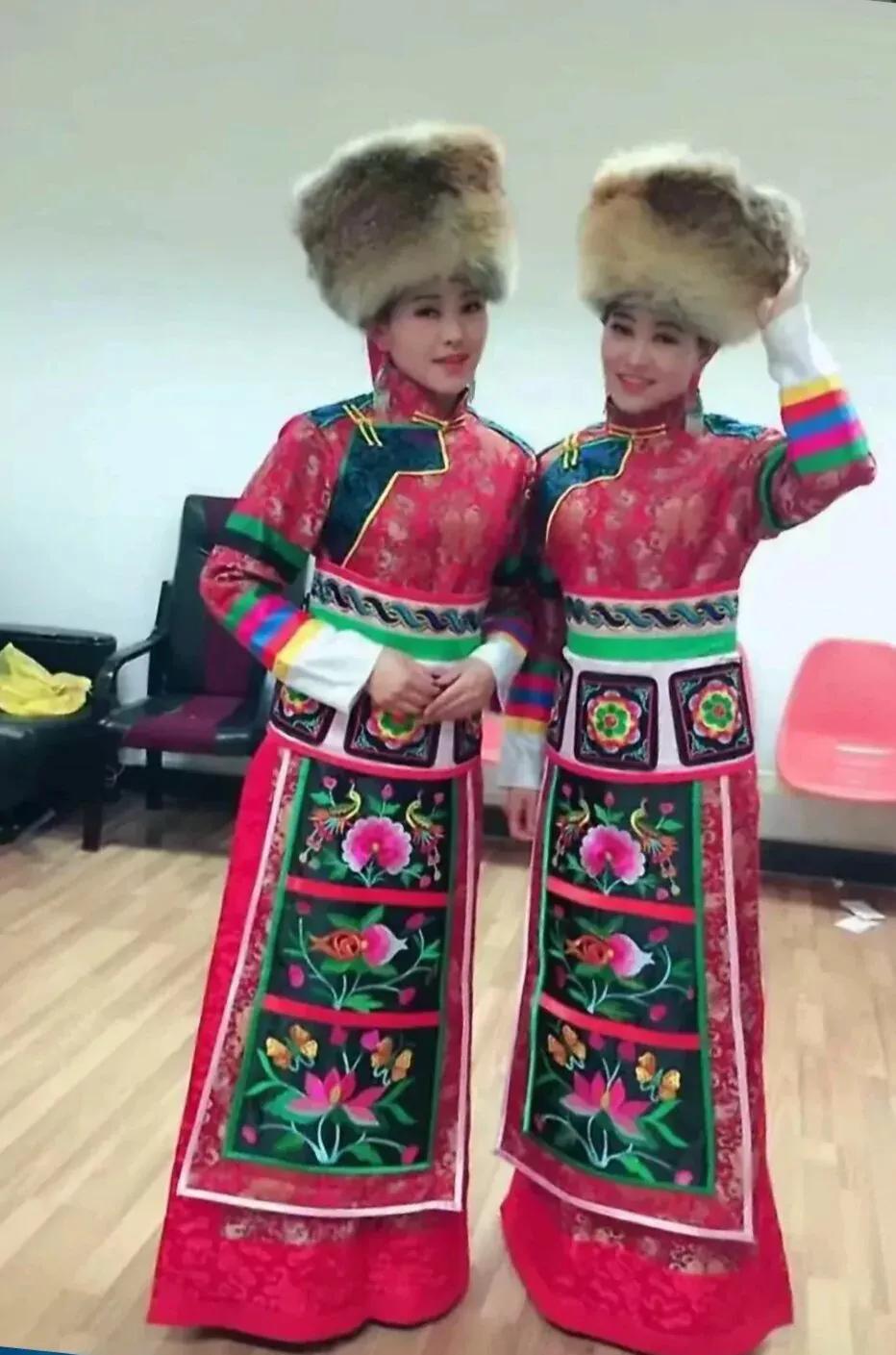 五十六个民族传统服饰合集,五十六个民族的风俗和服饰