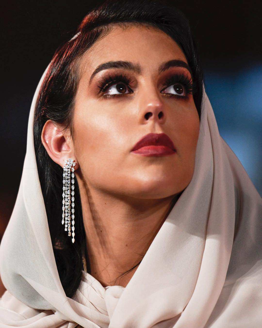 梅西与安东内拉和c罗乔治娜,c罗的老婆乔治娜和梅西