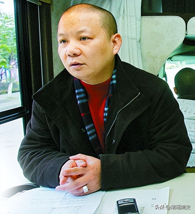 曾经的重庆富豪郭家富,郭家富给员工买的江景房