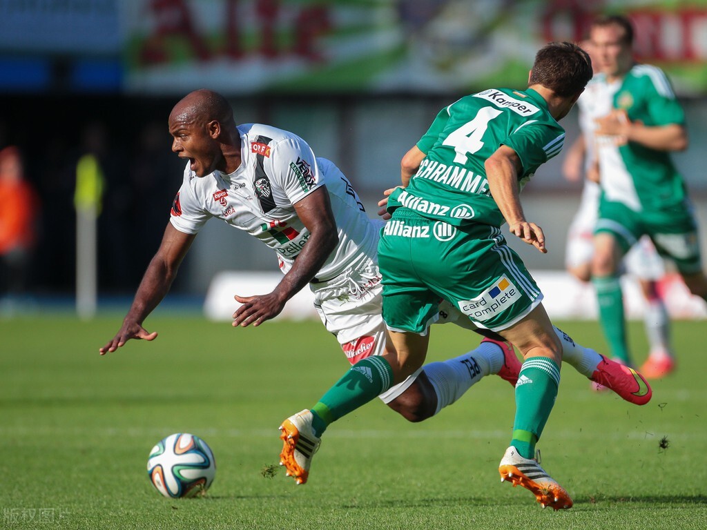 足球战况解析，盘口分析，赛事扫盘，实单参考，预测比分+总进球