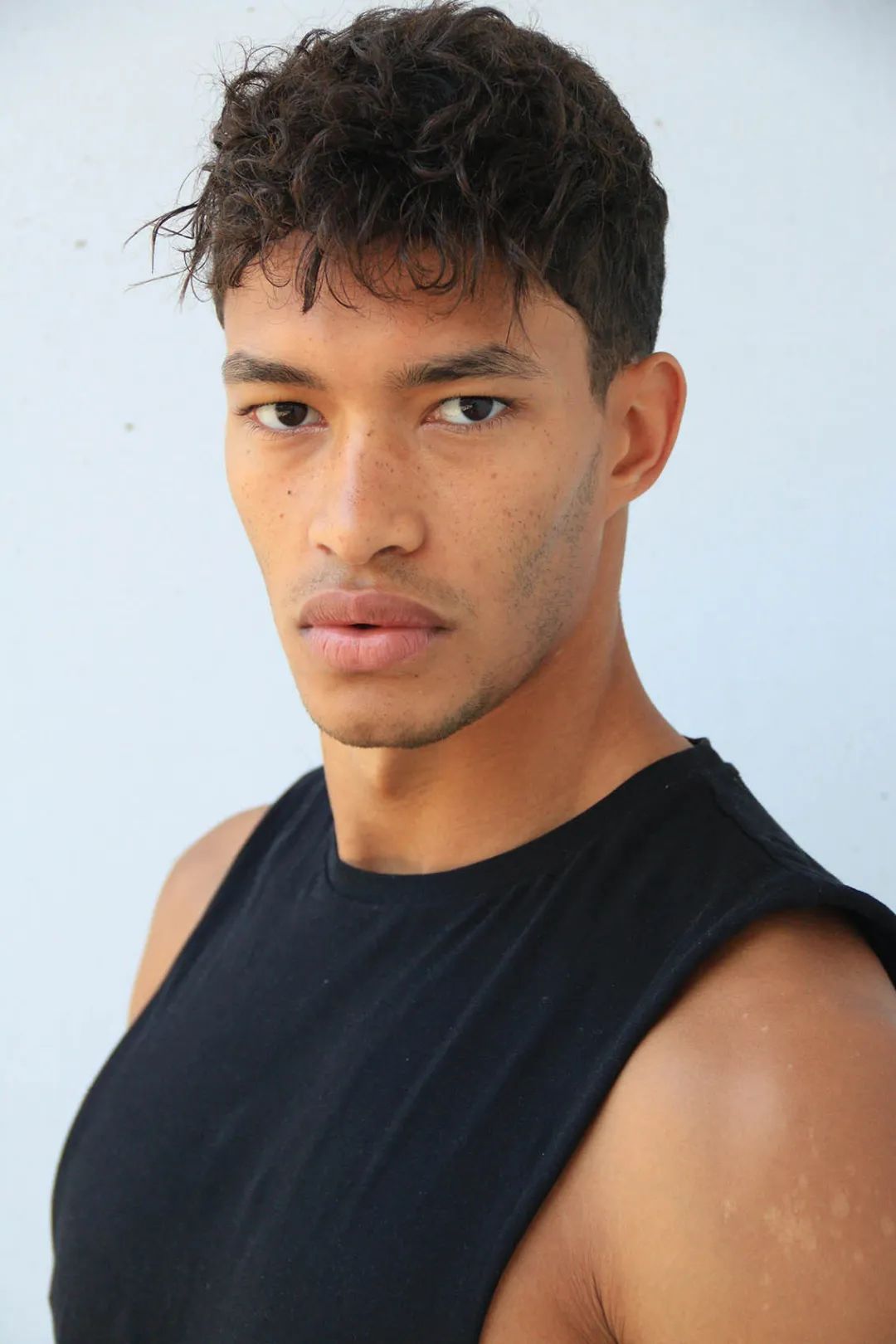 拉斐尔尼日利亚,德国男模特图片