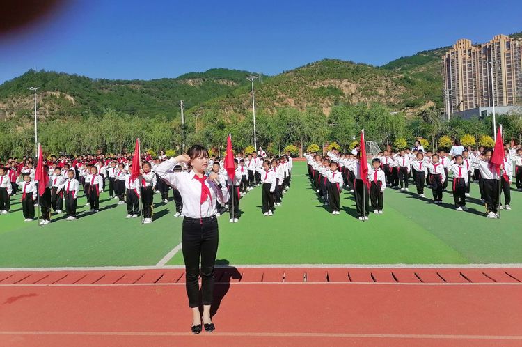 争做新时代的好少年队日活动总结,喜迎二十大争做好队员建队日主题