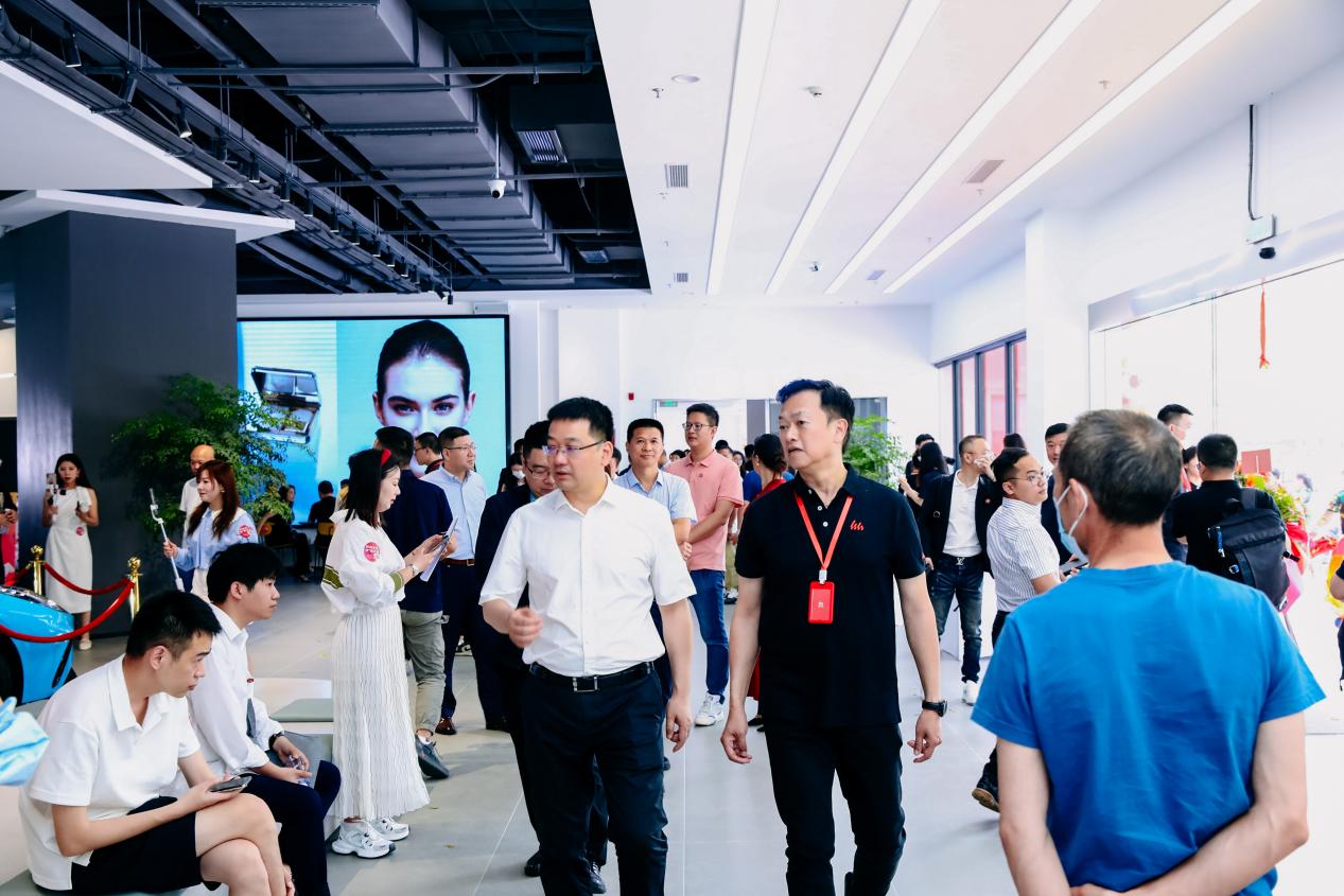 京东产业园直播基地,京东新百货基地