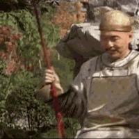 上海学生一身衣服价值127万,上海一学生穿100万衣服真的假的