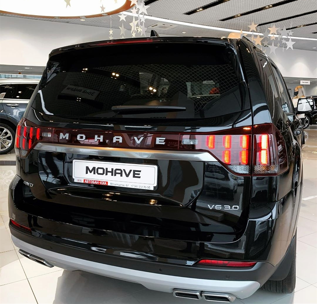 起亚霸锐和丰田普拉多对比,霸锐好还是普拉多好