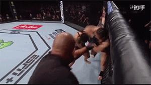 一场比赛470万，从北漂打工妹到1分钟打出7.5吨伤害的“女战神”