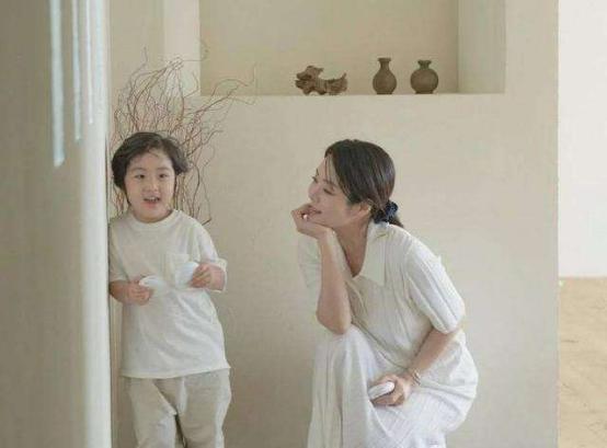 双方都是二婚的10对明星夫妻,盘点娱乐圈中的跨国夫妻