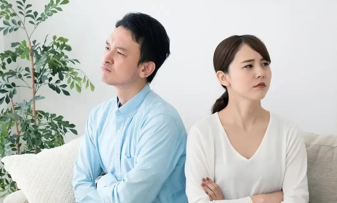 亲哥哥借弟弟几十万元钱不还,哥哥借我钱一直不还我怎么要