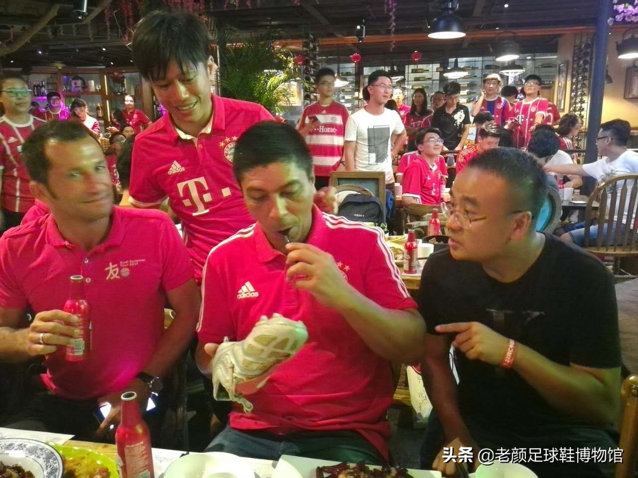 巩汉林的足球签名真的是赝品吗,巩汉林的签名球是赝品