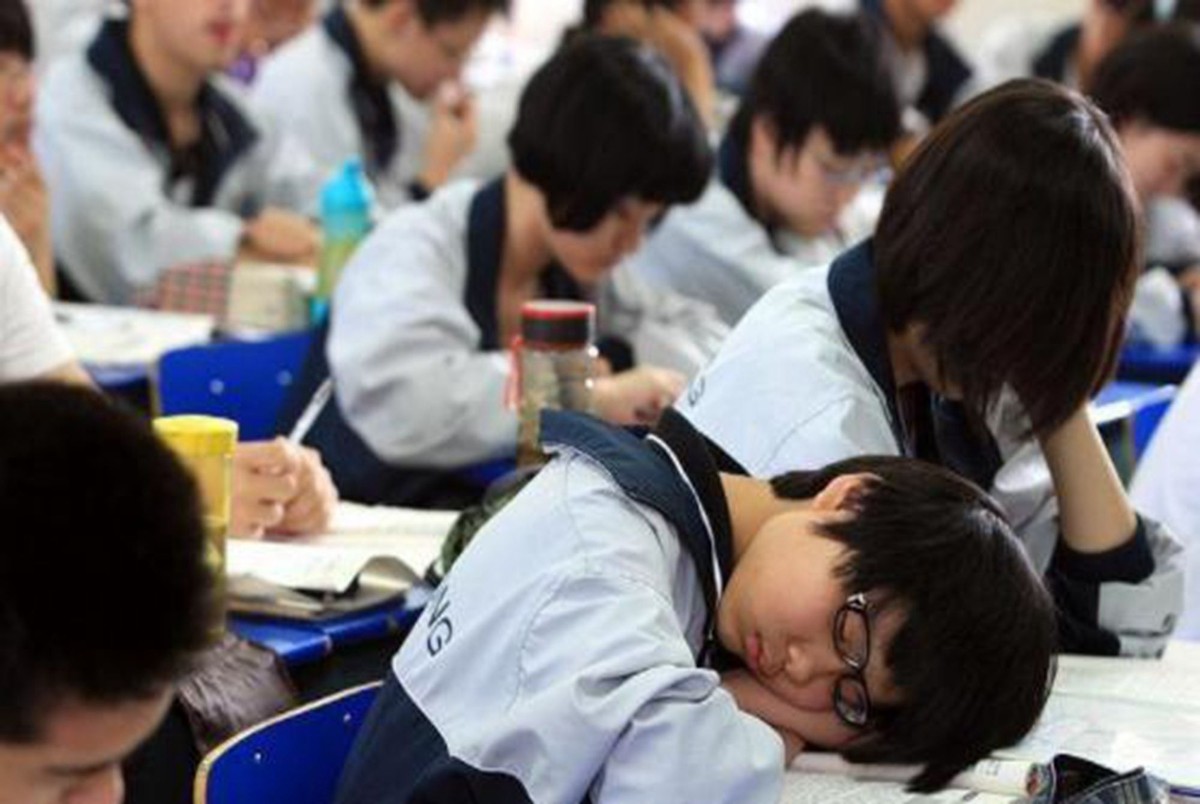 学习时间长睡眠时间不够怎么办,初中生睡眠时间怎么安排