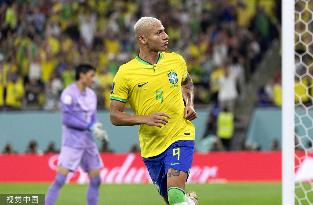 世界杯门神点球大战,世界杯足球十大封神扑救名场面