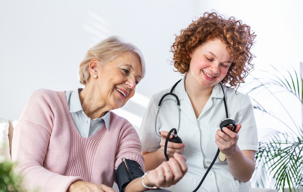 老年人高血压长期吃硝苯地平行吗,高血压吃沙坦药和什么药合用好