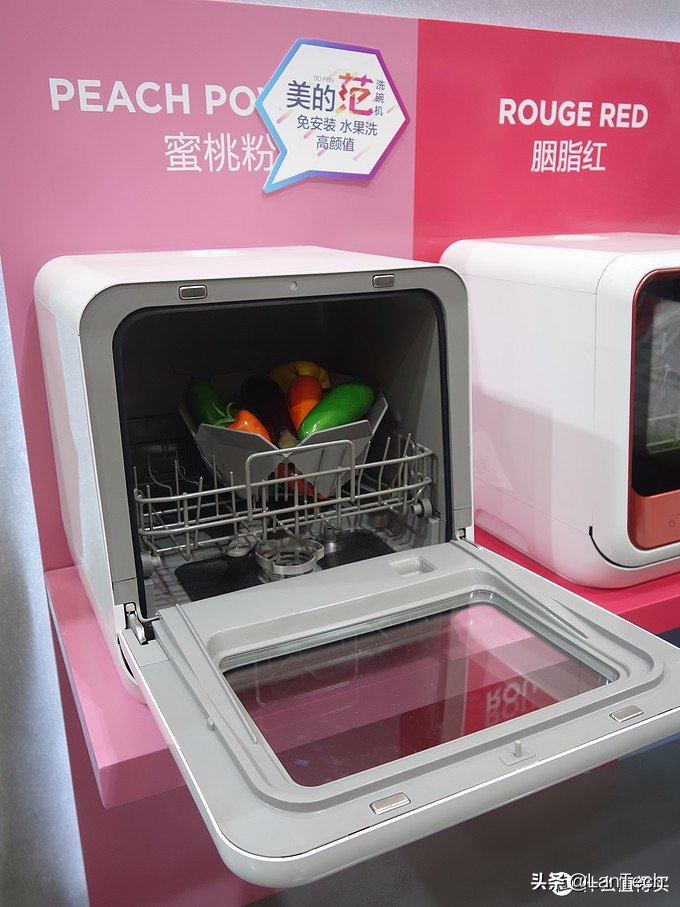 暴走两万步！海量图片带你游览2017年AWE家电展