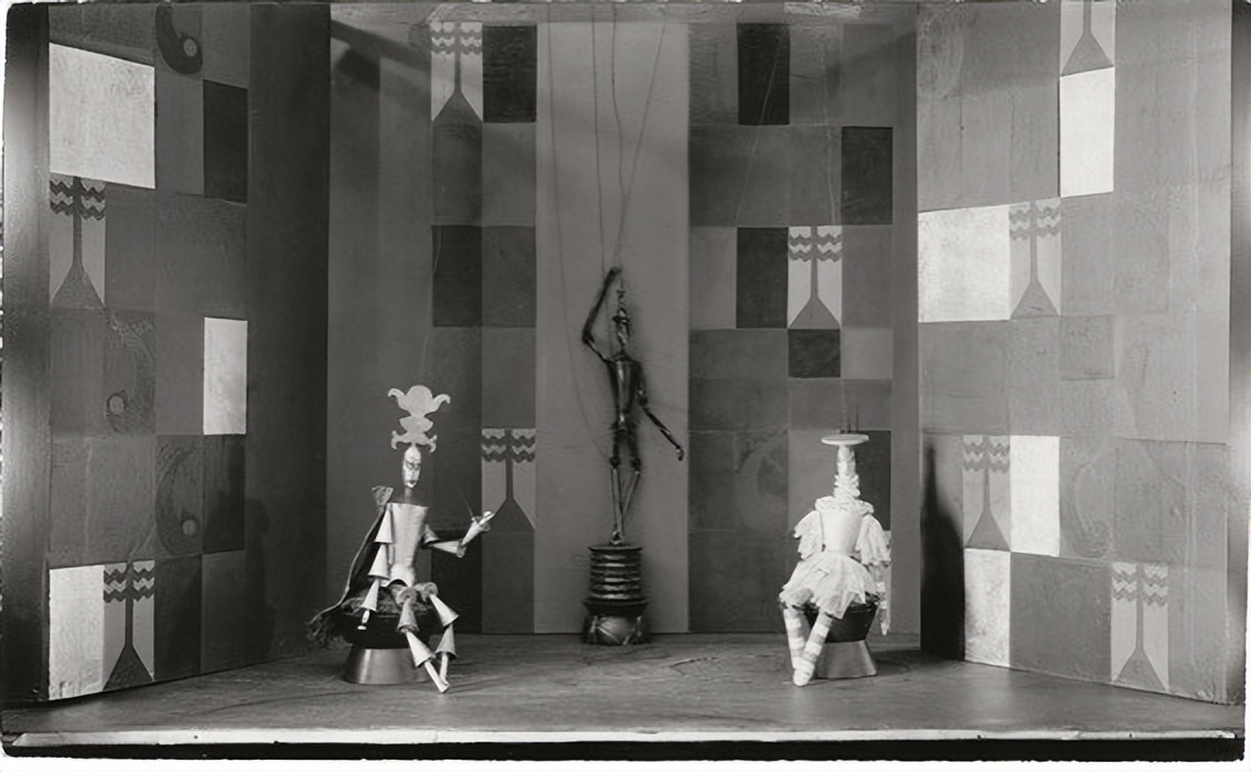 德佩罗的前卫舞蹈理论，没有真人的舞蹈竟也是一种艺术？