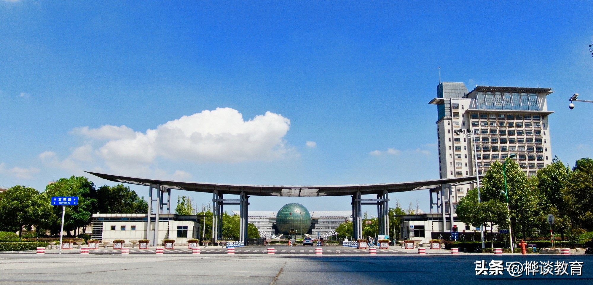 南京这2所双非院校，就业不输某些211大学！文科生更适合报考