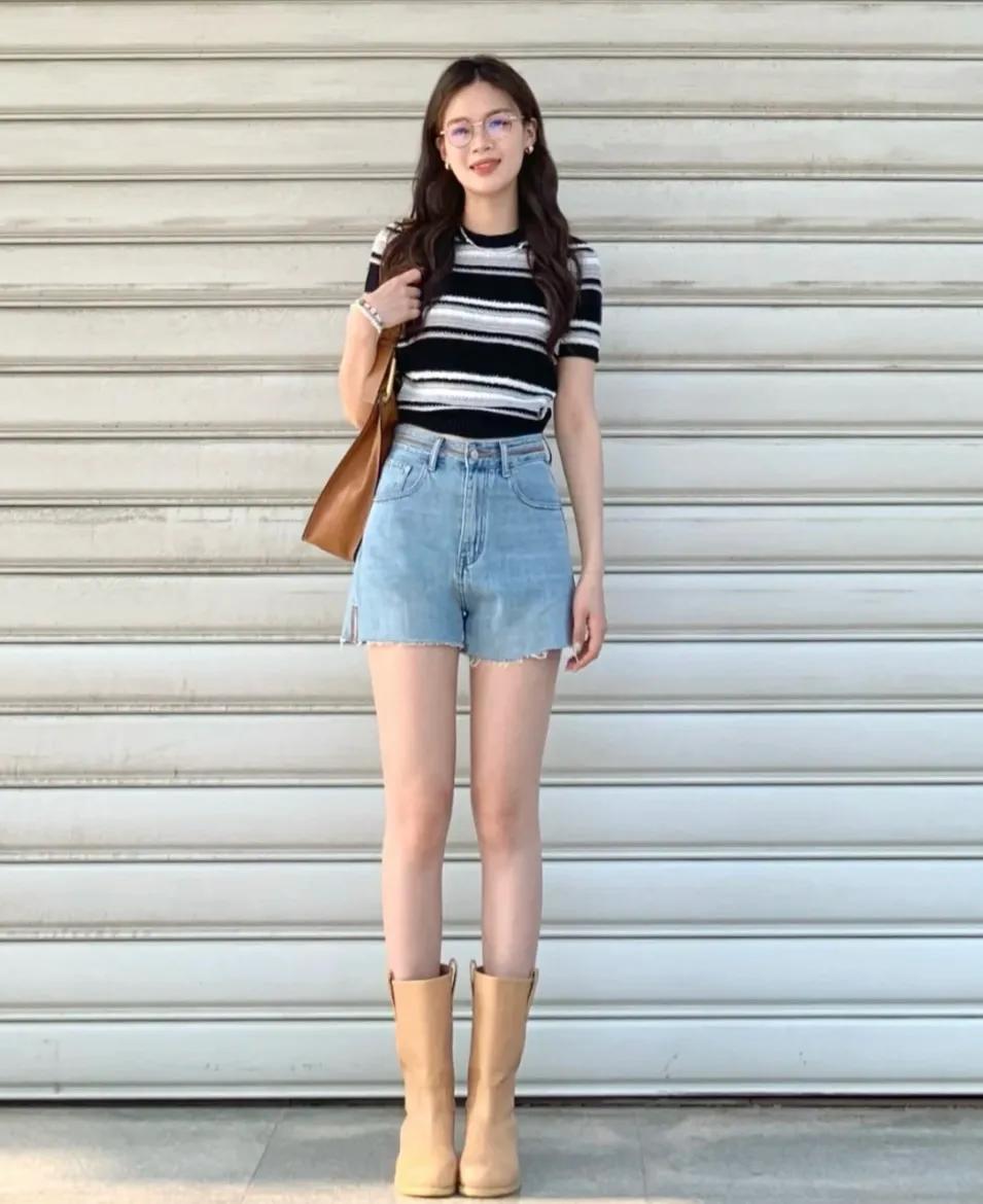 20组牛仔短裤穿搭示范：实穿又百搭好看又好学