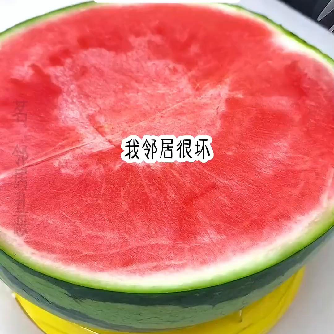 📖名,恶邻升级@DOU+上热门