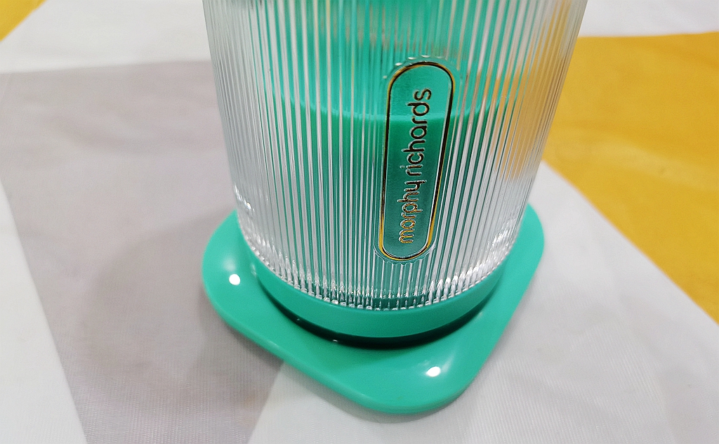 摩飞便携榨汁杯榨橙汁,摩飞便携式榨汁杯怎么用