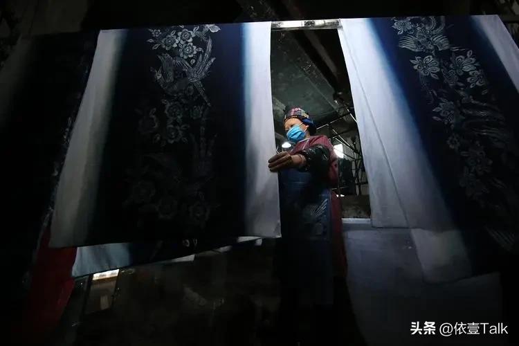 织金苗族蜡染入选国家级非遗,贵州织金苗族蜡染非物质文化遗产