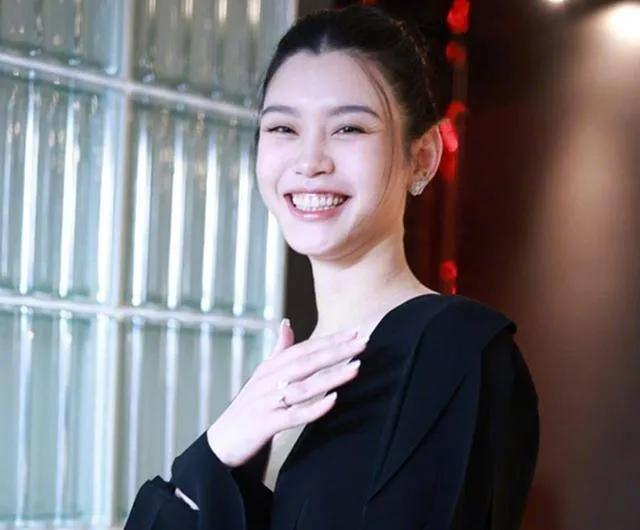 奚梦瑶婚后首亮相,奚梦瑶是不是未婚先孕