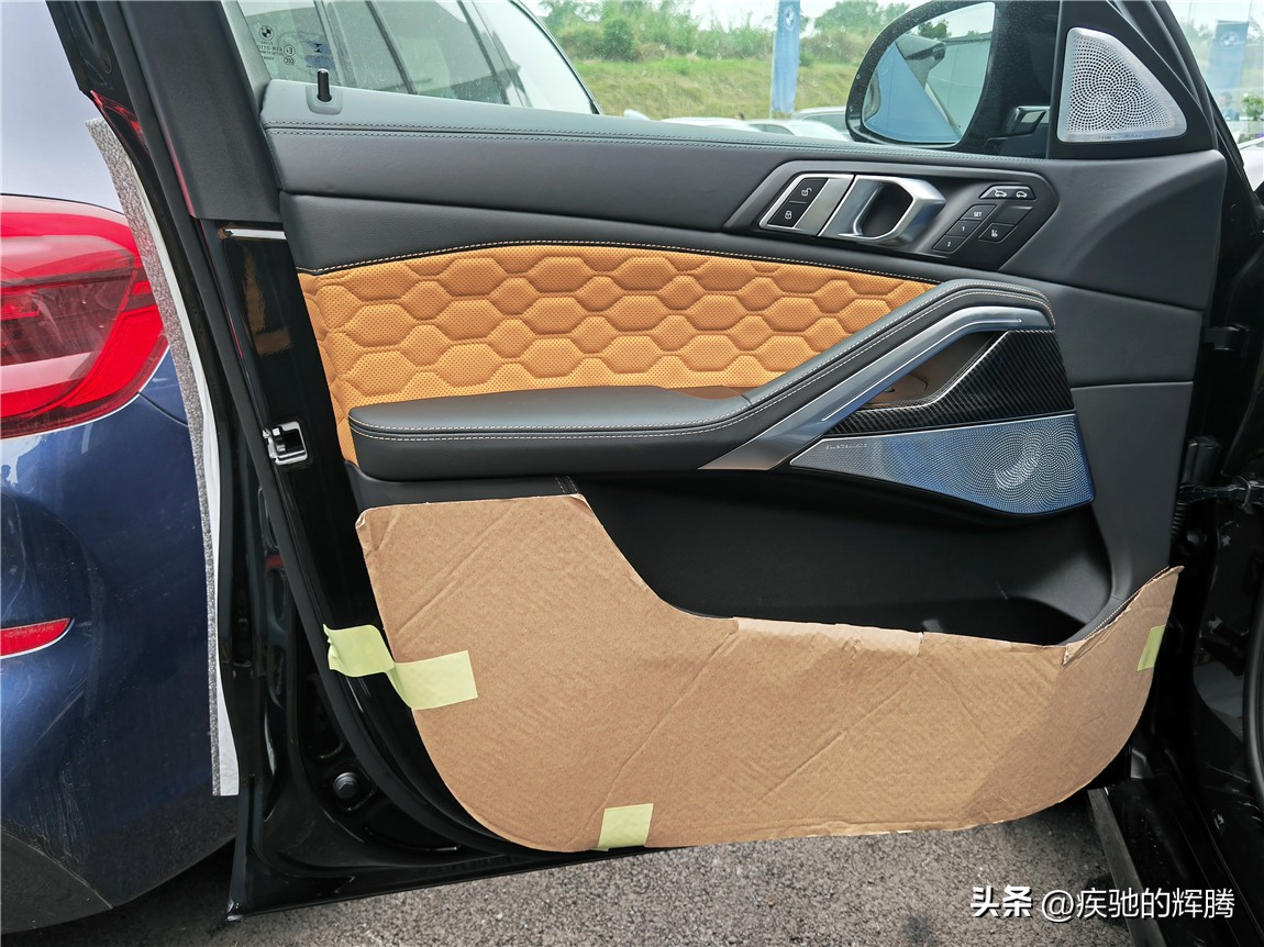 22款宝马x6m,22款宝马x6老款改新款