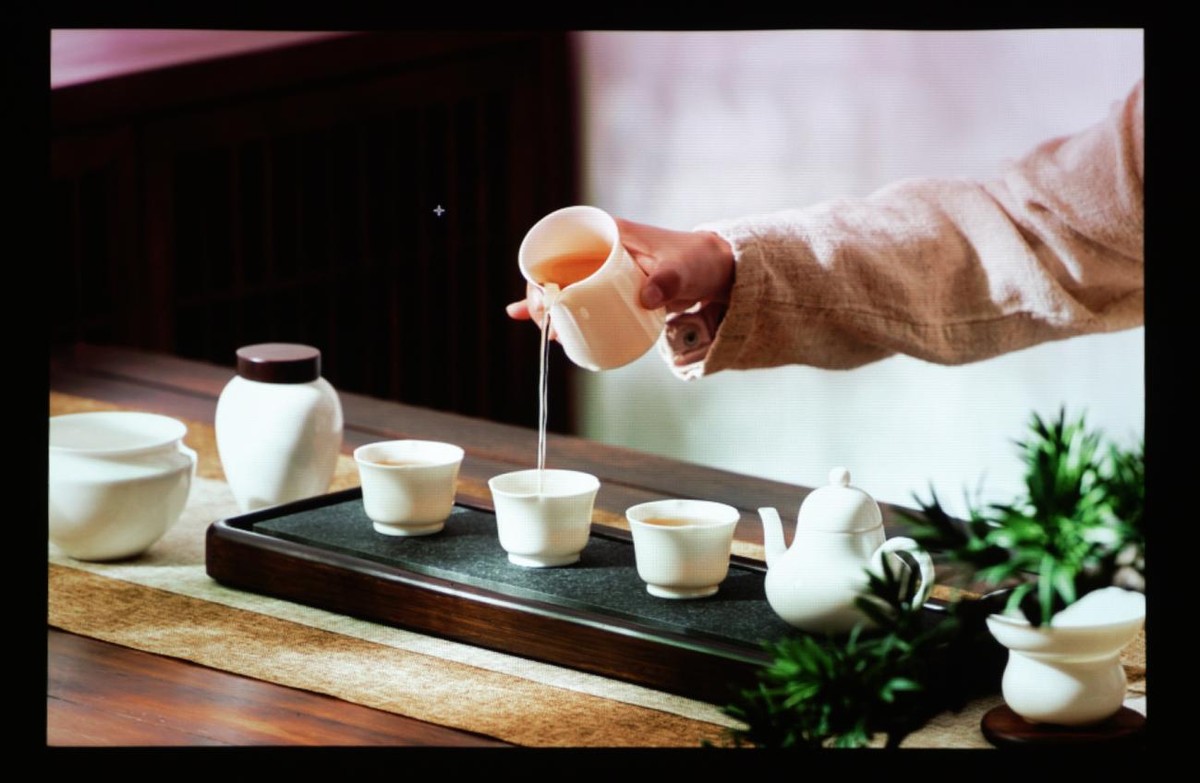 明基mx560投影仪怎么连接电脑,明基mx560投影仪距离地面要多高