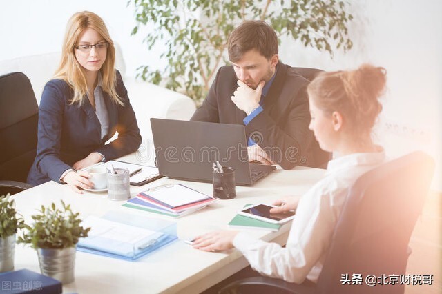 餐饮注册公司是个体还是有限公司,代办餐饮公司注册