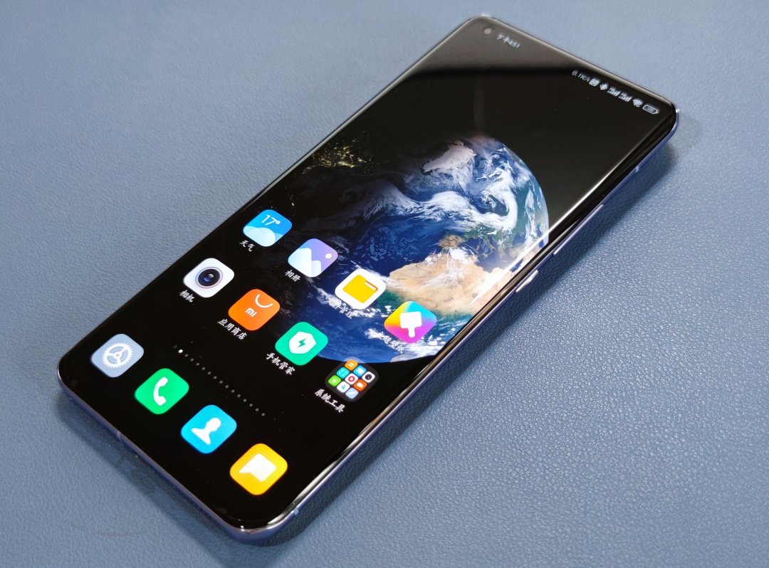 小米新款折叠屏手机和荣耀对比,小米7.2寸手机荣耀折叠屏新机曝出