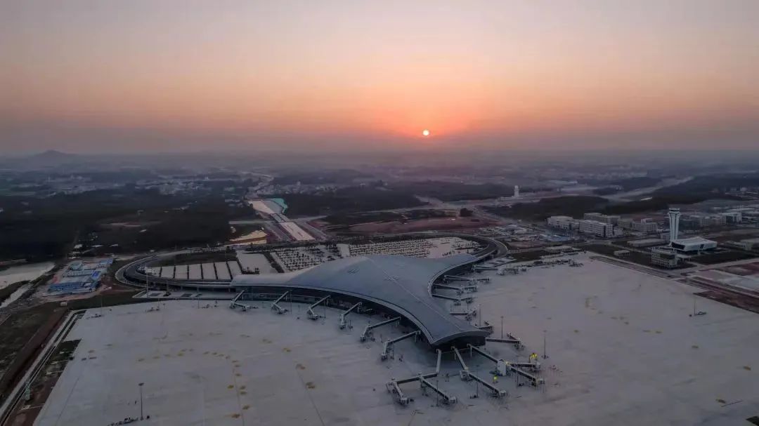 湛江吴川机场最新航班时刻表,深圳到湛江吴川机场航班