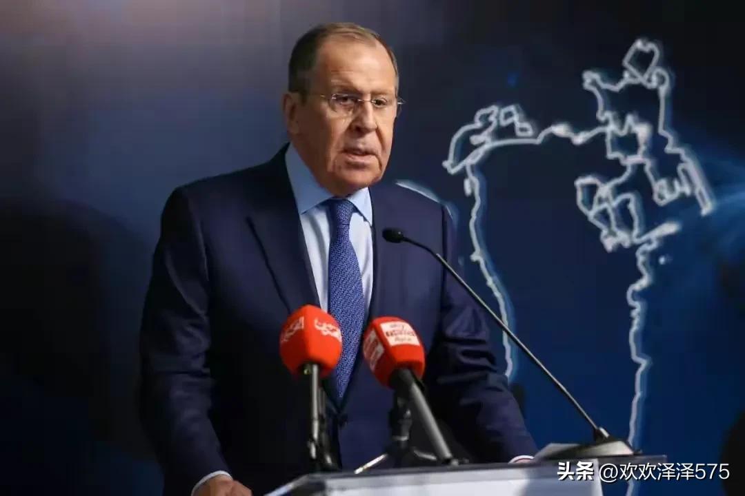 我就佩服拉夫罗夫这一点，敢对西方指鼻子骂脸