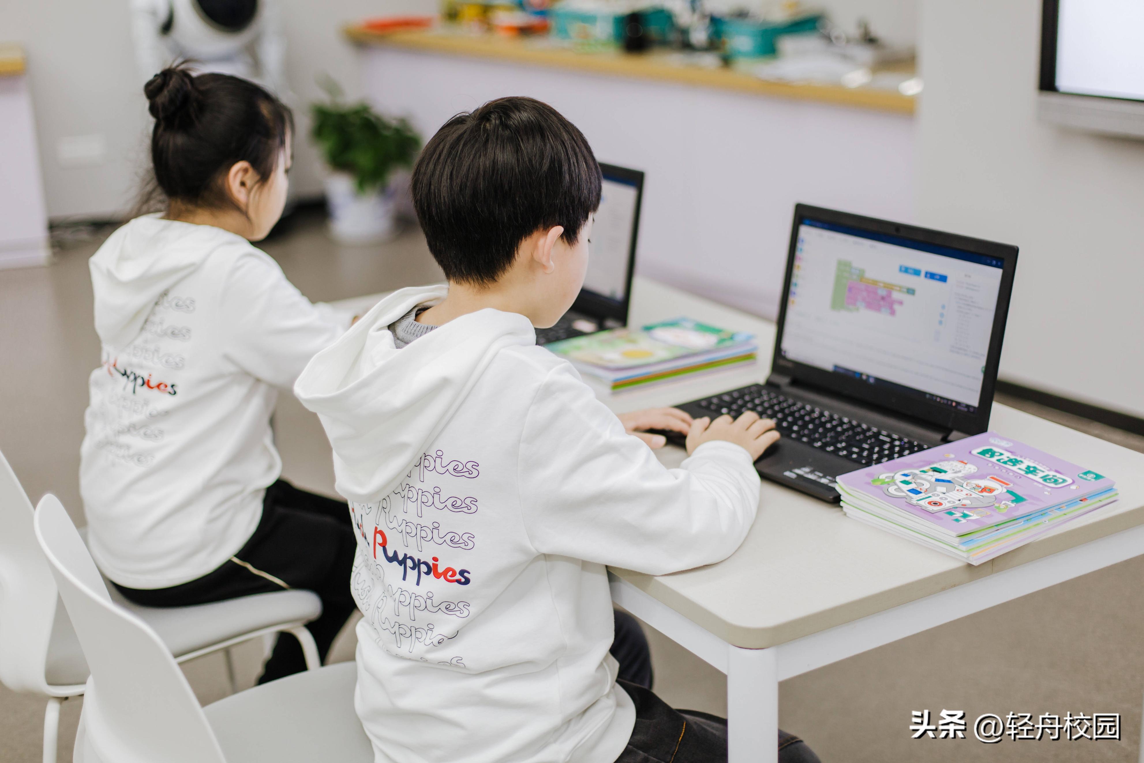 轻舟校园亲情可视电话——中小学生必备沟通工具，方式大升级