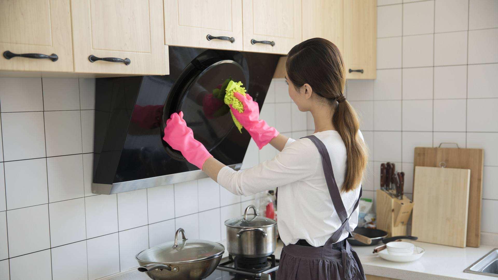 高学历干家政浪费吗,30岁做家政钟点工