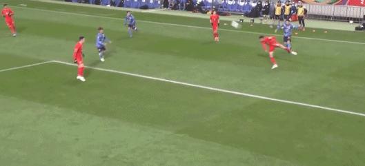 国足二连败0进球创屈辱历史,热议李霄鹏执教国足董路注定艰难