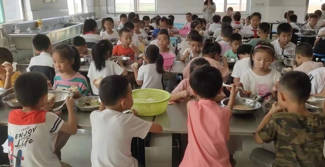 莆田馊豆腐事件,福建莆田在饭盒发现馊豆腐